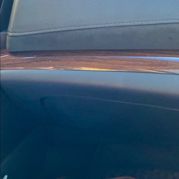 Meet your Posher, Lisa - Picture 1 of 1